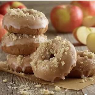 Delicious Apple crisp cake donuts!