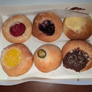 food, donuts, dough desserts