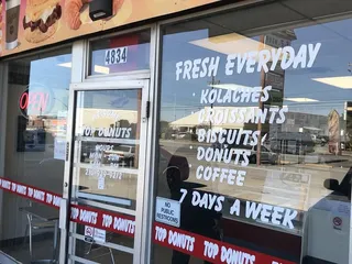 Top Donuts