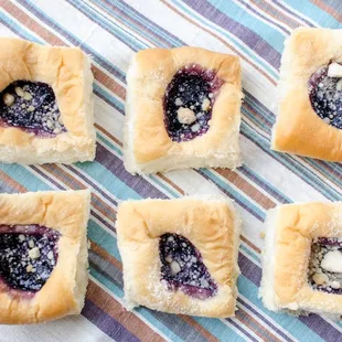 Blueberry kolaches