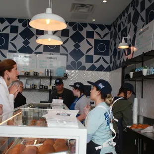 sushi and sashimi, interior