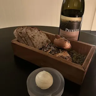 Bread service and our Blaufränkisch