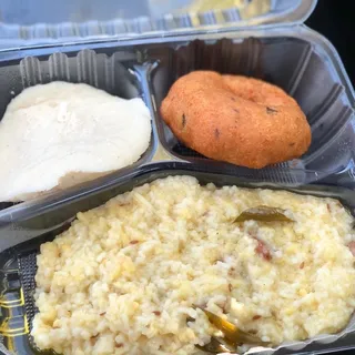 1/2 Upma, 1 Idli and 1 Vada Combo