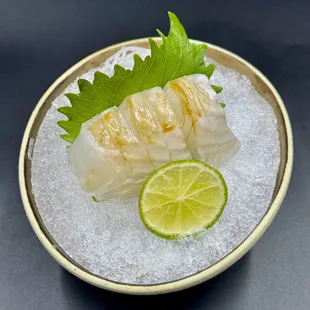 Hirame sashimi
