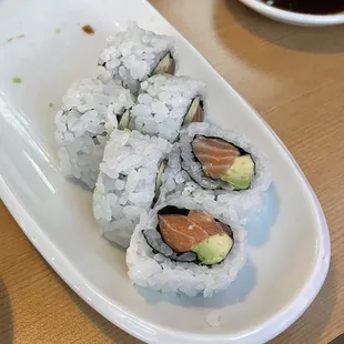 Salmon Avocado Roll