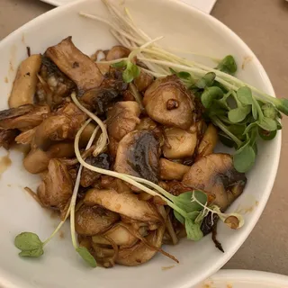 3 Shrooms