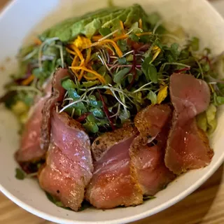 Ahi Tuna Tataki Salad