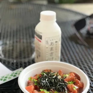 Spicy poke bowl