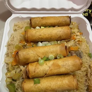 Lumpia &amp; Pancit