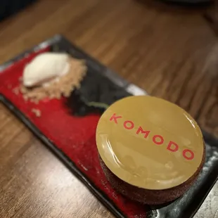 MISO DULCEY LAVA CAKE