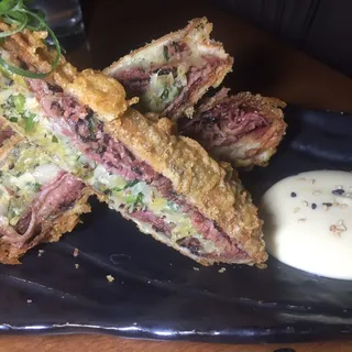 Grutman Pastrami Egg Roll