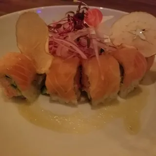 Fuji Salmon Roll