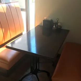 Seating, ambiance, atmosphere