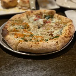 Small pizza, half Kohala half Pahoehoe