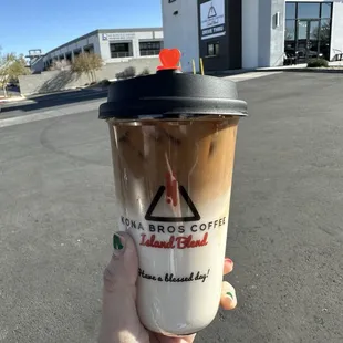 Iced Caramel Macchiato