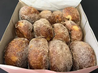 Leonard's Bakery