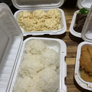 Steamed Rice(5 scps) and Macaroni Salad(5 scps)