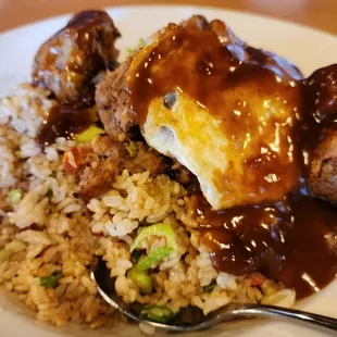 Loco moco w/meatloaf and fried rice (8/1/23)