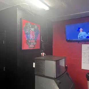 Ice machine and larger menu