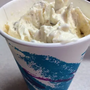 Medium Reece&apos;s Cup Cyclone