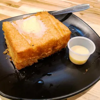 7. French Toast with Peanut Butter