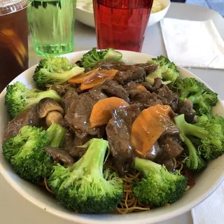 Beef with Broccoli on Rice