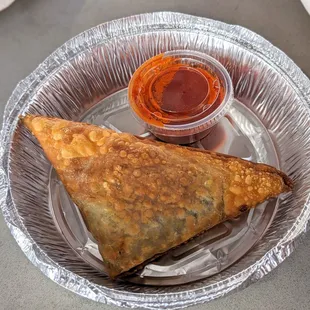 Sambusa | Instagram: @telephonesmoothie