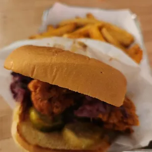 Fried chicken sandwich