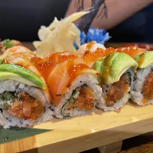 Salmon lover roll