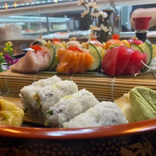 Sashimi sushi platter