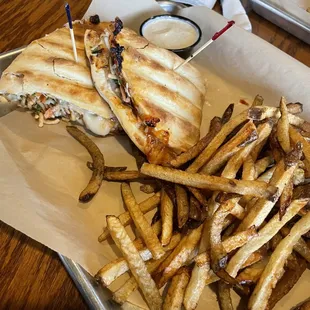 Thai Pizzini with Fries