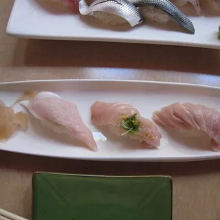 Hamachi Toro