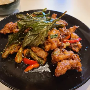 chicken wings and fried chicken, food