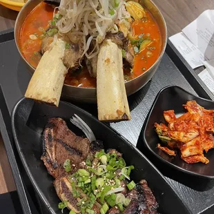 Beef King Ribs Jjamppong, LA Galbi, and Drink (Signature)