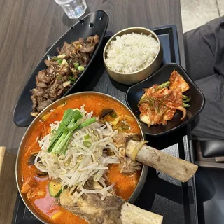 Korean BBQ Bulgogi with Rice (Recommend)