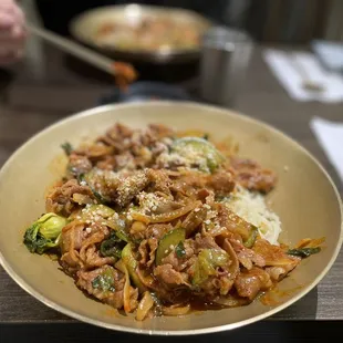 Stir-fried Beef with Noodles
