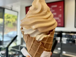 Yogurt Deluxe