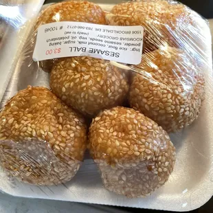 Sesame balls! Yum!
