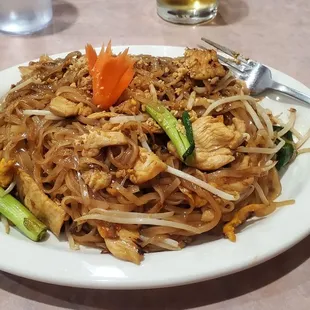 Noodles with chicken - medium hot