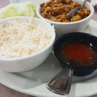 Chicken lettuce wrap.