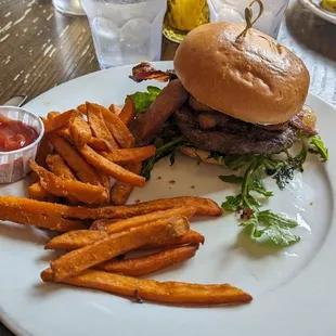 Billy 's Wagyu Burger