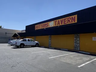Bottoms Up Tavern