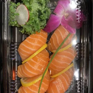 Salmon Sushi