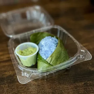 Pulut Tai Tai (Morning glory sticky rice (salty) with side of Kaya jam (sweet))