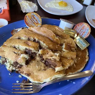 Amazing breakfast and lunch restaurant they have amazing chocolate chip pancakes and a lot of other good stuff