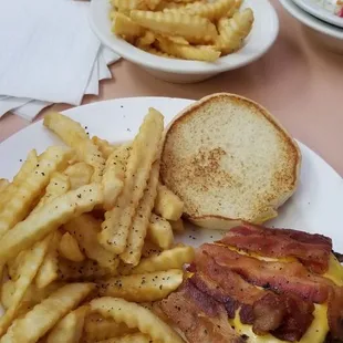 Bacon Cheeseburger