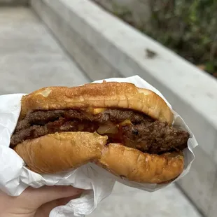 Double Cheeseburger