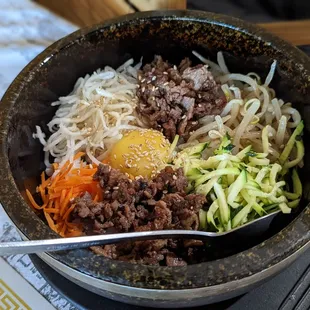 Dolsot bibimbop