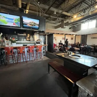 sushi and sashimi, interior