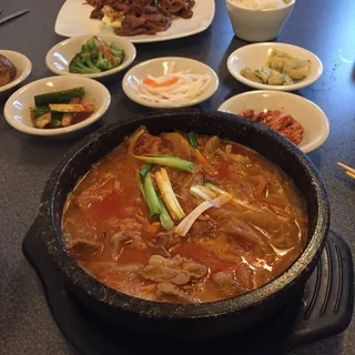 Kimchi Jjigae